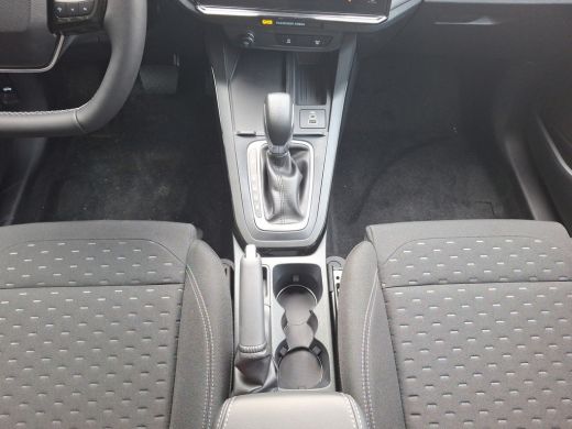 Ford Puma Titanium | WINTER PAKKET | CAMERA | ELEKTRISCHE ACHTERKLEP | DRAADLOZE CARPLAY | Achteruitrijcame... ActivLease financial lease