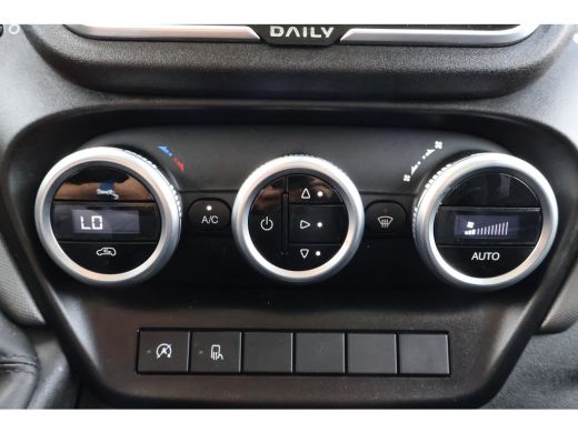 Iveco Daily 35C14 Automaat Koelwagen Bakwagen met Laadklep ActivLease financial lease
