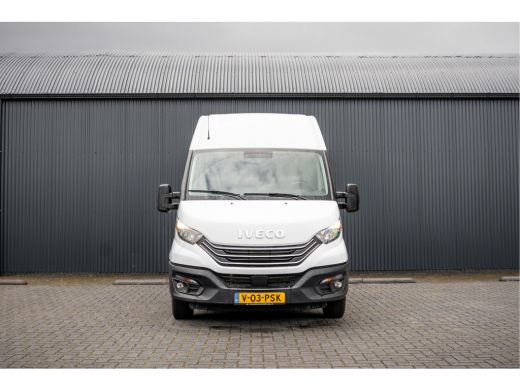 Iveco Daily 35S18 175 PK 3.0 Liter! | Automaat | 3.500 KG trekgewicht | Camera | Cruise | Airco | Trekhaak | ... ActivLease financial lease