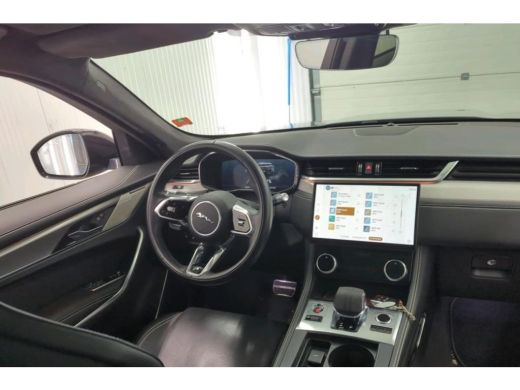Jaguar F-PACE 2.0 P400e PHEV AWD. R-Dynamic HSE / Panoramadak / Leder-luxe / Pdc.+Camera / Navigatie / Hot-Cold... ActivLease financial lease