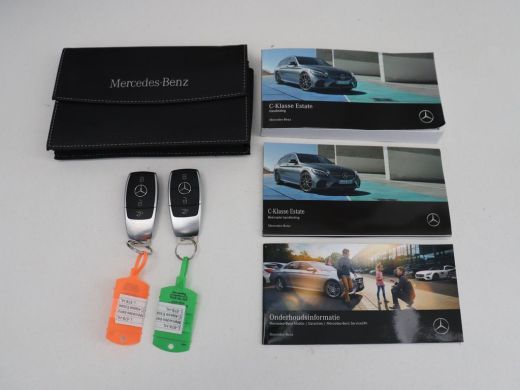 Mercedes-Benz C-Klasse Estate 180 Business Solution AMG | Panoramadak | Trekhaak | Leder/alcantara | Stoelverwarming | V... ActivLease financial lease