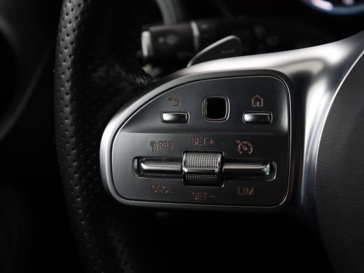 Mercedes-Benz C-Klasse Estate 180 Business Solution AMG | Panoramadak | Trekhaak | Leder/alcantara | Stoelverwarming | V... ActivLease financial lease