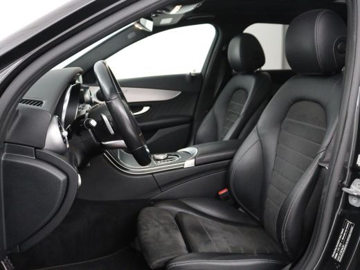 Mercedes-Benz C-Klasse Estate 180 Business Solution AMG | Panoramadak | Trekhaak | Leder/alcantara | Stoelverwarming | V... ActivLease financial lease