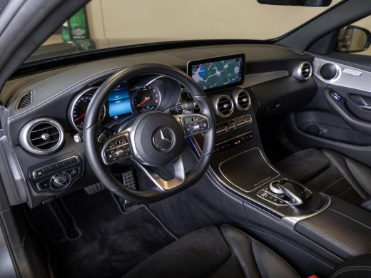 Mercedes-Benz C-Klasse Estate 300 e Business Solution AMG / 320pk / Panorama dak / Trekhaak / Multibeam / ActivLease financial lease