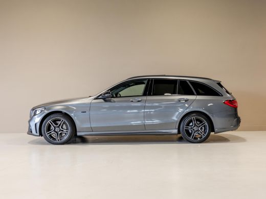 Mercedes-Benz C-Klasse Estate 300 e Business Solution AMG / 320pk / Panorama dak / Trekhaak / Multibeam / ActivLease financial lease