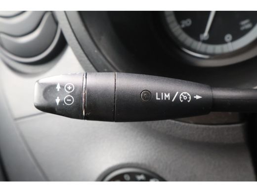 Mercedes-Benz Citan 111 CDI Airco Navigatie Camera Trekhaak ActivLease financial lease
