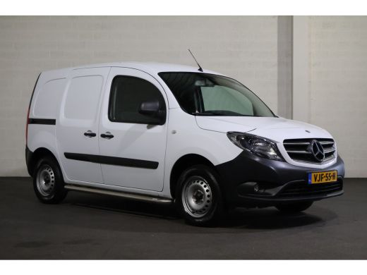 Mercedes-Benz Citan 111 CDI Airco Navigatie Camera Trekhaak ActivLease financial lease