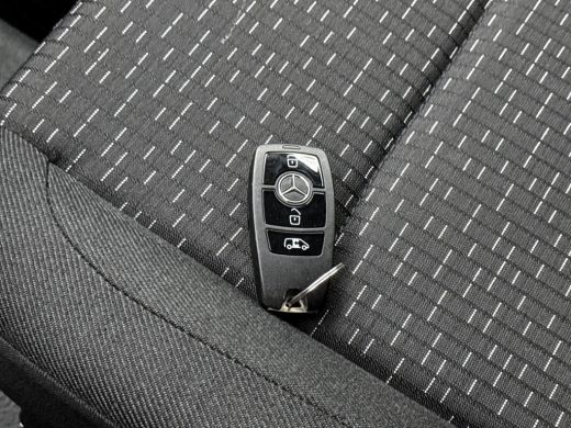 Mercedes-Benz eVito 112 L2 60 kWh Camera 266km actieradius Facelift Betimmering Mercedes-Certified ActivLease financial lease
