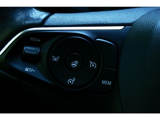 Opel Crossland 1.2 TURBO 130PK ELLEGANCE / CAMERA / STOEL-STUURVERWARMING / AGR / 17"LMV / NAVI / CLIMA / LED / ... ActivLease financial lease