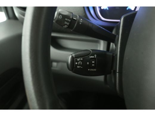 Opel Vivaro-e 75 kWh L2H1 | Snelladen | SOH 88% | Airco | 3 Zits | Carplay | Cruise | Parkeersens. ActivLease financial lease