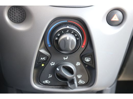 Peugeot 108 1.0 e-VTi Active | Airco | El. ramen | Centrale deurvergrendeling | Blue Tooth | Mistlampen voor | ActivLease financial lease