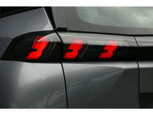 Peugeot e-2008 EV 136PK 50KWH ACTIVE AUTOMAAT / NAVI / LED / 16"LMV / CLIMA / PDC / BLUETOOTH / CRUISECONTROL / ... ActivLease financial lease