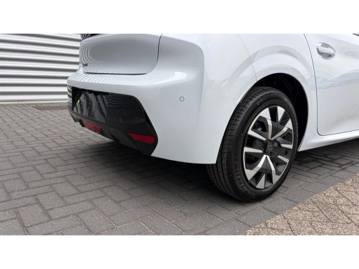 Peugeot e-208 Business | Elektrische parkeerrem | Elektrische parkeerrem | Extra getinte achterste zijruiten en... ActivLease financial lease