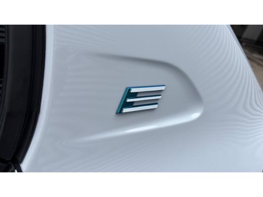 Peugeot e-208 Business | Elektrische parkeerrem | Elektrische parkeerrem | Extra getinte achterste zijruiten en... ActivLease financial lease