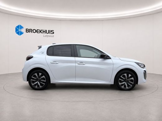 Peugeot e-208 Business | Elektrische parkeerrem | Elektrische parkeerrem | Extra getinte achterste zijruiten en... ActivLease financial lease