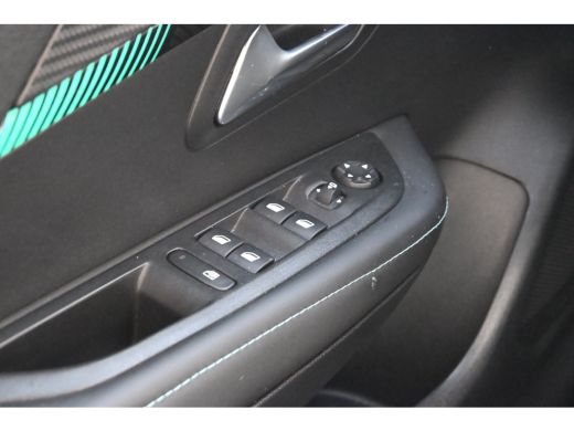Peugeot e-208 EV Allure 50 kWh 100%SOH! | Navigatie By App | Climate Control | Parkeersensoren | Cruise Control... ActivLease financial lease