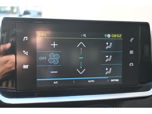 Peugeot e-208 EV Allure 50 kWh 100%SOH! | Navigatie By App | Climate Control | Parkeersensoren | Cruise Control... ActivLease financial lease