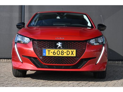 Peugeot e-208 EV Allure 50 kWh 100%SOH! | Navigatie By App | Climate Control | Parkeersensoren | Cruise Control... ActivLease financial lease