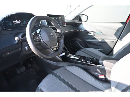 Peugeot e-208 EV Allure 50 kWh 100%SOH! | Navigatie By App | Climate Control | Parkeersensoren | Cruise Control... ActivLease financial lease