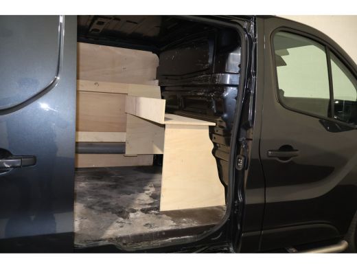 Renault Trafic 2.0 dCi 150pk L2 H1 Work Edition Automaat ActivLease financial lease