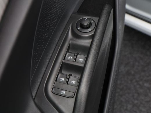 Skoda Enyaq iV 80 Sportline 204 Pk | Stoel/Stuur Verwarming | Achterbank Verwarmd | Cruise Control | Camera | Al... ActivLease financial lease