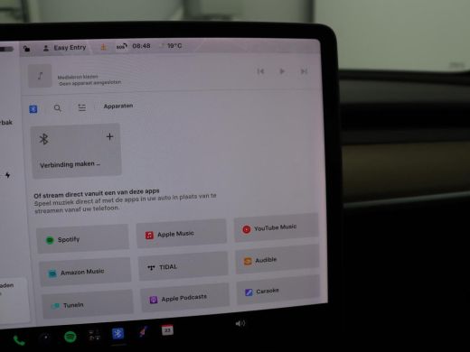 Tesla Model 3 | Traffic-Aware Cruise control | Leder | Lichtmetaal 20'' | Achterbank verwarming | Park assist |... ActivLease financial lease