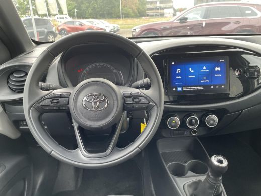 Toyota Aygo 1.0 VVT-i MT Play **ADAPTIEF CRUISE CONTROL/ PARKEERCAMERA/ APPLE CARPLAY** ActivLease financial lease
