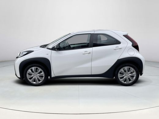 Toyota Aygo 1.0 VVT-i MT Play **ADAPTIEF CRUISE CONTROL/ PARKEERCAMERA/ APPLE CARPLAY** ActivLease financial lease