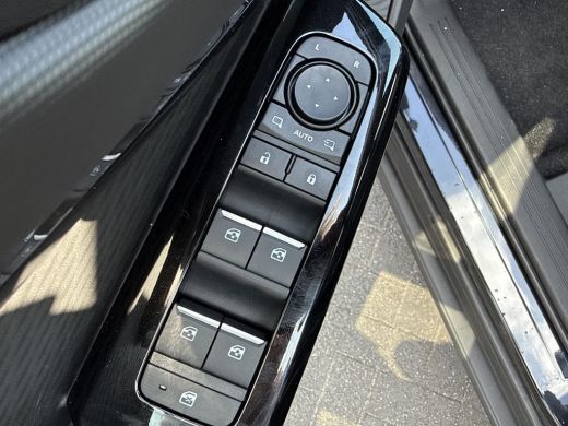 Toyota Urban Cruiser Dynamic 61 kWh | Android Auto | Apple Carplay | NIEUWE AUTO ActivLease financial lease