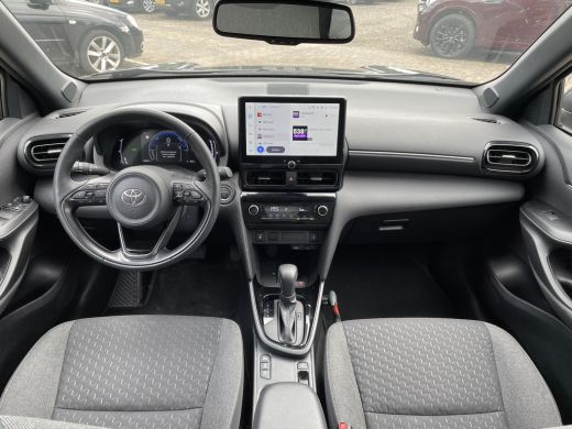 Toyota Yaris Cross 1.5 Hybrid 115 Dynamic **DODEHOEK DETECTIE/ STOEL EN STUURVERWARMING/ KEYLESS** ActivLease financial lease