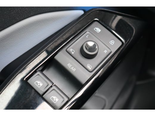 Volkswagen ID.3 First Plus 58 kWh 204PK | Achteruitrijcamera | Apple Carplay/Android Auto|telefoonintegratie prem... ActivLease financial lease