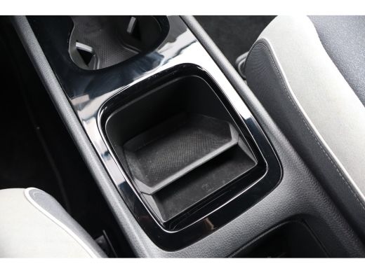 Volkswagen ID.3 First Plus 58 kWh 204PK | Achteruitrijcamera | Apple Carplay/Android Auto|telefoonintegratie prem... ActivLease financial lease