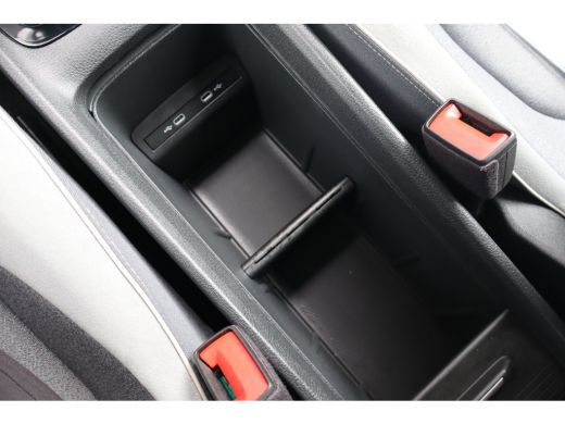 Volkswagen ID.3 First Plus 58 kWh 204PK | Achteruitrijcamera | Apple Carplay/Android Auto|telefoonintegratie prem... ActivLease financial lease