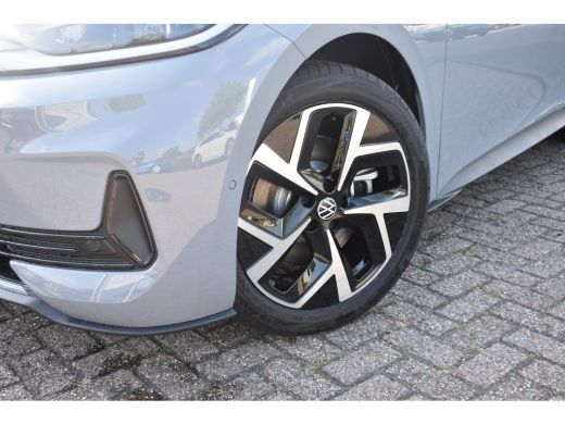 Volkswagen ID.3 Neo 231PK Style | NAVIGATIE | MEMORY STOELEN | PANORAMADAK | IQ LIGHT | STEUNHAAK | HARMAN KARDON ActivLease financial lease