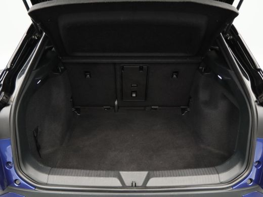 Volkswagen ID.4 First 77 kWh | Stoel/Stuurverwarming | Adaptive Cruise | Camera | CarPlay | Navigatie | 20 Inch |... ActivLease financial lease