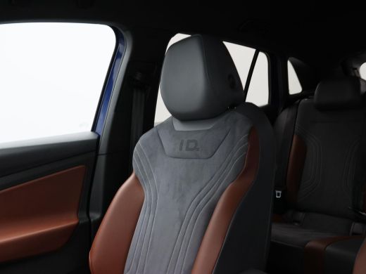 Volkswagen ID.4 First 77 kWh | Stoel/Stuurverwarming | Adaptive Cruise | Camera | CarPlay | Navigatie | 20 Inch |... ActivLease financial lease