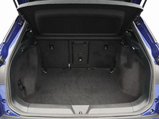 Volkswagen ID.4 Pro Performance 77 kWh 204 Pk | Stoel/Stuurverwarming | Adaptive cruise | Camera | CarPlay | 54.3... ActivLease financial lease