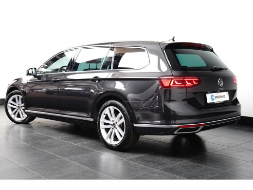 Volkswagen Passat Variant 1.4 eHybrid 218 pk GTE 6-DSG | Wegklapbare Trekhaak | Apple Carplay | Achteruitrijcamera | ActivLease financial lease
