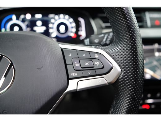 Volkswagen Passat Variant 1.4 eHybrid 218 pk GTE 6-DSG | Wegklapbare Trekhaak | Apple Carplay | Achteruitrijcamera | ActivLease financial lease