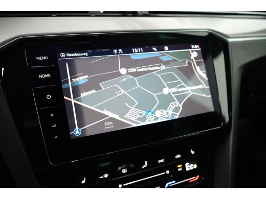 Volkswagen Passat Variant 1.4 eHybrid 218 pk GTE 6-DSG | Wegklapbare Trekhaak | Apple Carplay | Achteruitrijcamera | ActivLease financial lease