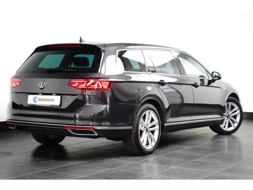 Volkswagen Passat Variant 1.4 eHybrid 218 pk GTE 6-DSG | Wegklapbare Trekhaak | Apple Carplay | Achteruitrijcamera | ActivLease financial lease