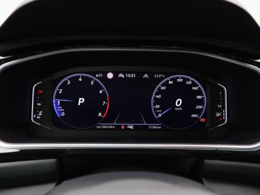 Volkswagen T-Roc 1.5 TSi 150 Pk Automaat R-Line | Stoel/Stuurverwarming | Adaptive Cruise | Camera | CarPlay | 18 ... ActivLease financial lease