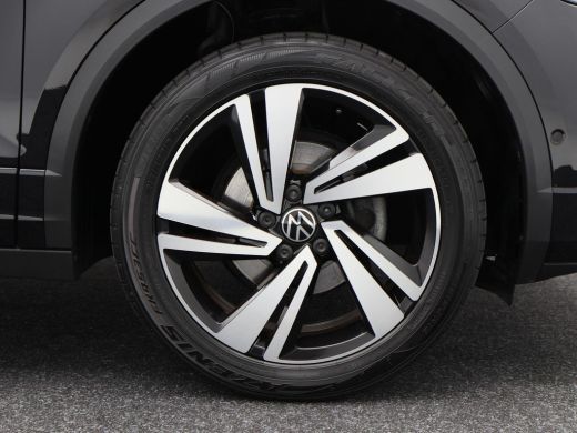 Volkswagen T-Roc 1.5 TSi 150 Pk Automaat R-Line | Stoel/Stuurverwarming | Adaptive Cruise | Camera | CarPlay | 18 ... ActivLease financial lease