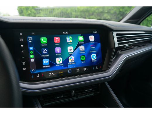 Volkswagen Touareg 3.0 TSI eHybrid 4MOTION R / 5 Jaar fabrieksgarantie/ Puglia/ Standkachel/ Luchtvering/ Adaptive C... ActivLease financial lease