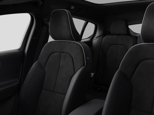 Volvo  EC40 Single Motor Ext. Range Black Edition Ultra Europa 82 kWh | Achterbank verwarmd | Apple Carplay/A... ActivLease financial lease