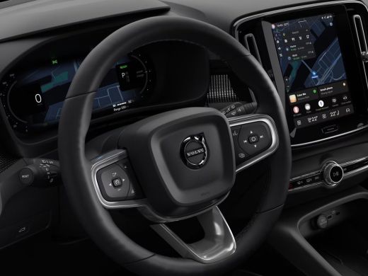 Volvo  EC40 Single Motor Ext. Range Ultra Black Edition. Europa 82 kWh | Achterbank verwarmd | Apple Carplay/... ActivLease financial lease