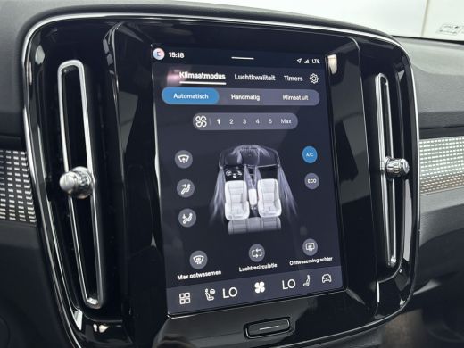 Volvo  EC40 Single Motor Ext. Range Ultra Black Edition. Europa 82 kWh | Achterbank verwarmd | Apple Carplay/... ActivLease financial lease