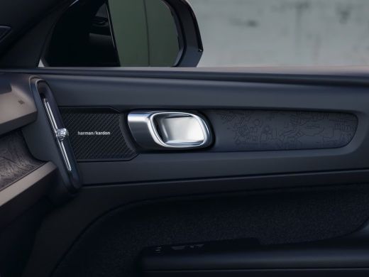 Volvo  EX40 Single Motor Plus Europe 70 kWh | Achterbank verwarmd | Apple Carplay/Android Auto|telefoonintegr... ActivLease financial lease