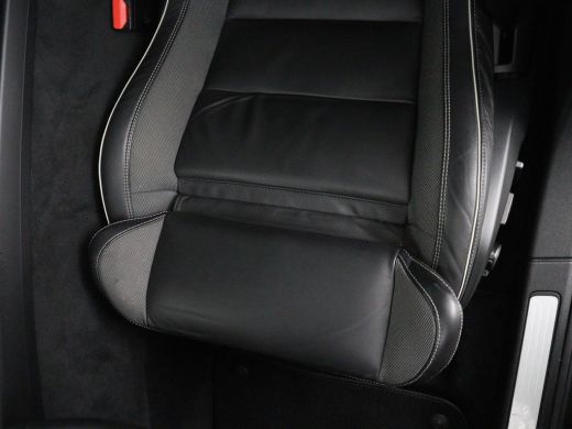 Volvo  V60 2.0 B3 R-Design | Panoramadak | Trekhaak | Leder | Memory | Stuur/stoel verwarming | Harman/Kardo... ActivLease financial lease