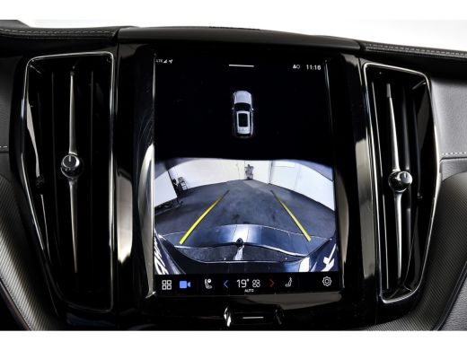 Volvo  XC60 2.0 T6 Plug-in hybrid AWD Ultra Black Edition | S/K-Panodak | Elek. Trekhaak | Alarmklasse 3 | Di... ActivLease financial lease